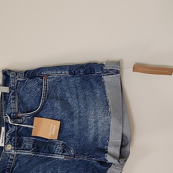 Reformation Charlene High Rise Cuffed Jean Shorts Size 31 NWT - Picture 9 of 16